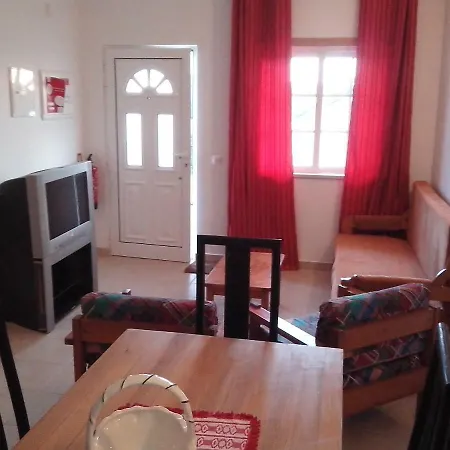 With 2 Bedrooms B * Albufeira