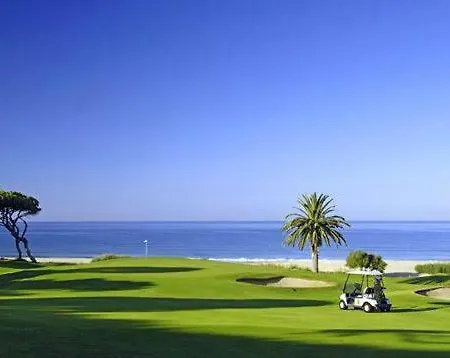 Appartement With 2 Bedrooms B *