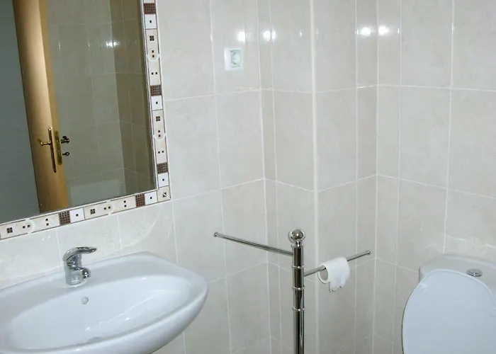 With 2 Bedrooms B