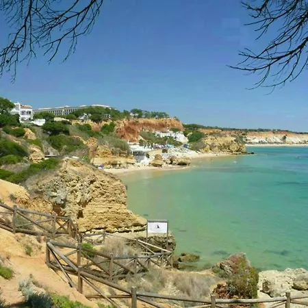 Διαμέρισμα Nearby Modern W 2 Bedrooms Αλμπουφέιρα