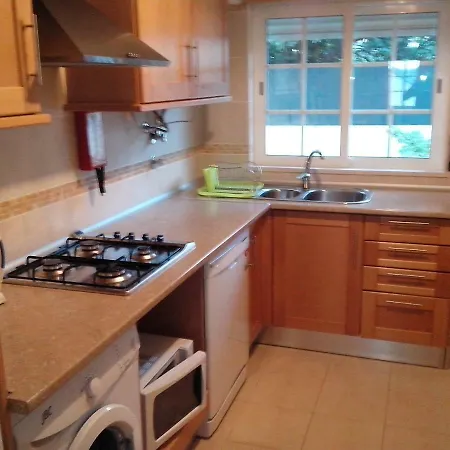 Nearby Modern W 2 Bedrooms *
