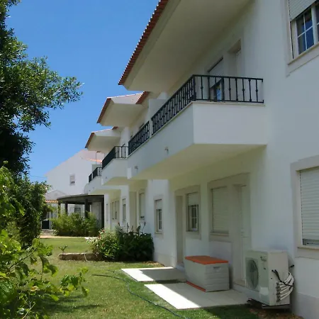 Апартаменты With 2 Bedrooms B Албуфейра
